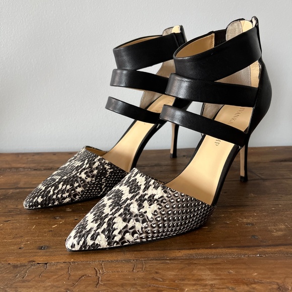 Ivanka Trump 8M gladiator style black & white leather heels with ankle bands. - Picture 3 of 16